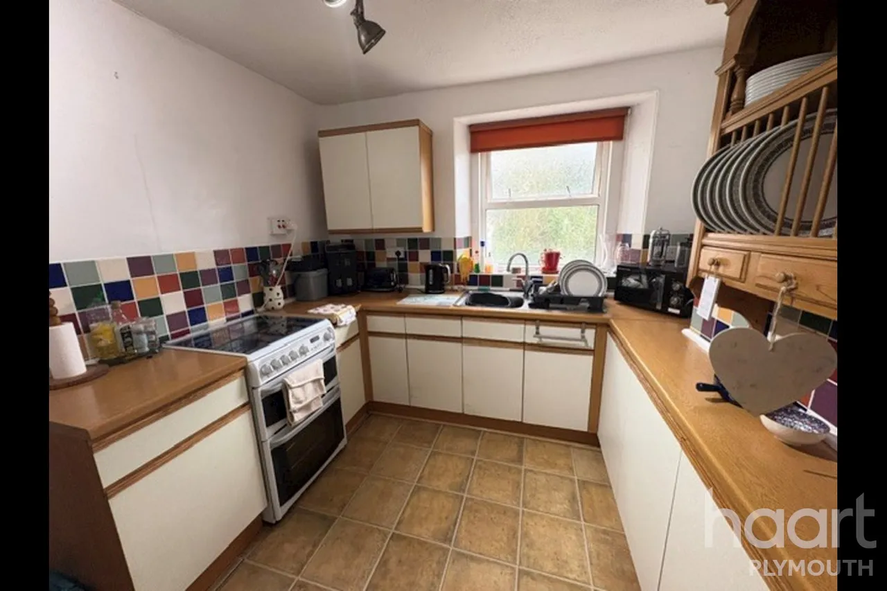 Admiralty Street, Plymouth, PL2, photo 6