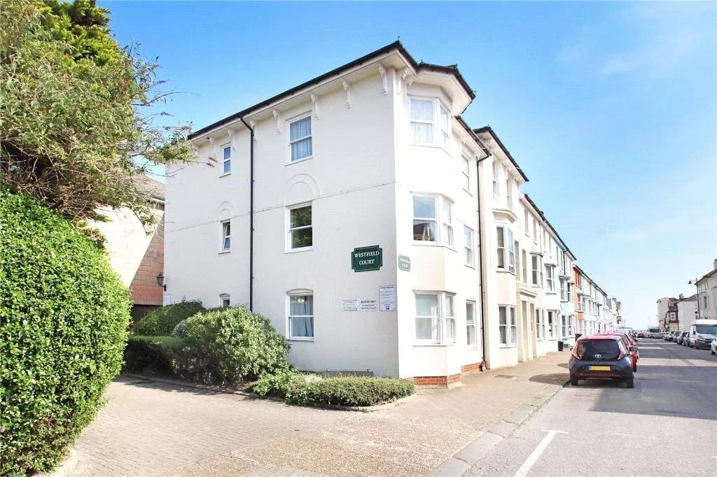 1 bed flat for sale, Norfolk Road, Littlehampton, BN17