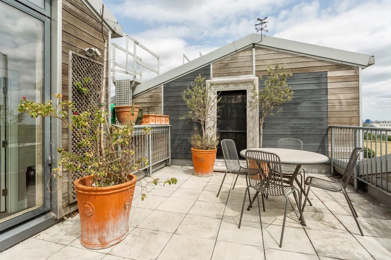 Island House, London, E3, photo 2