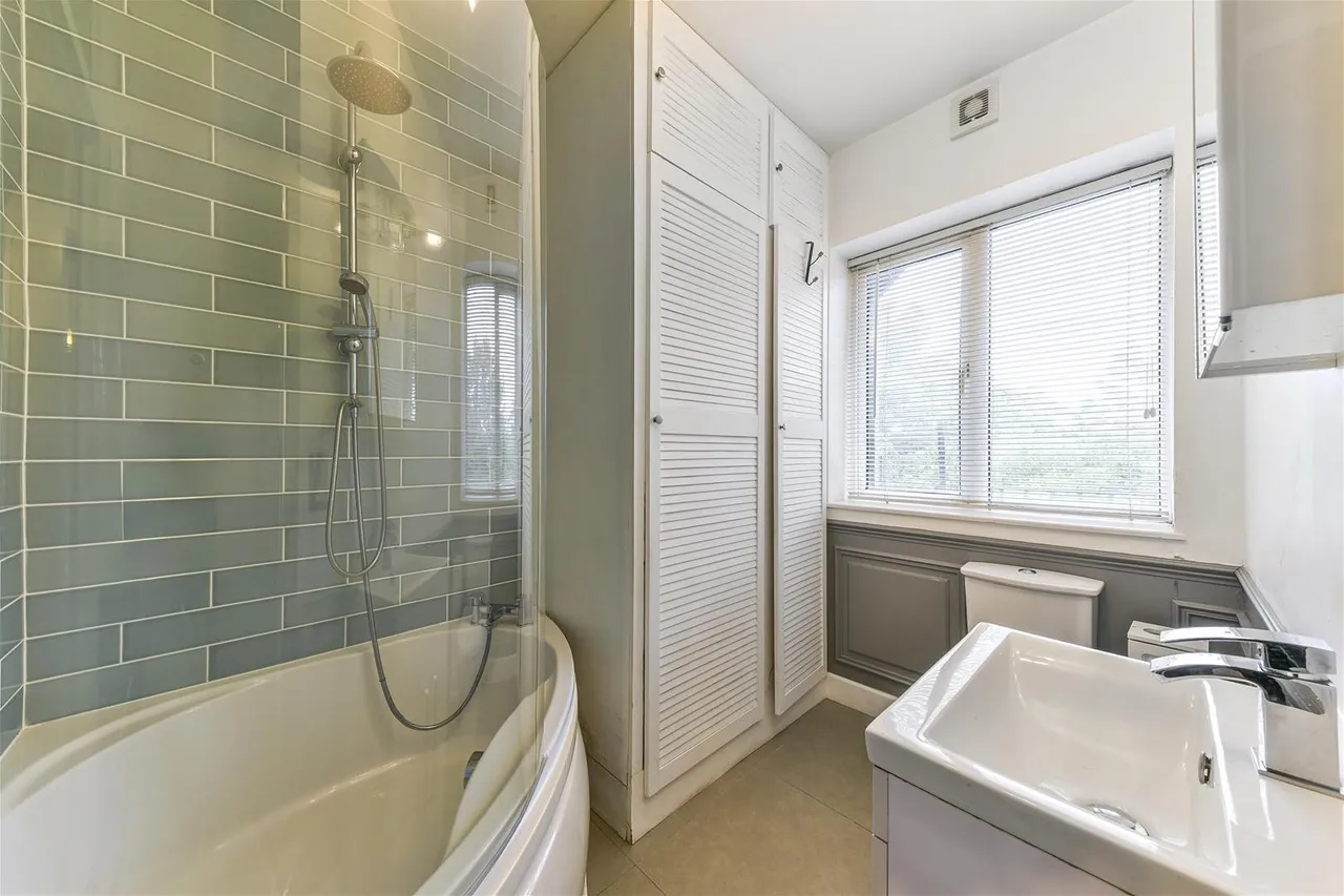 Haverstock Hill, London NW3 2AH, photo 9