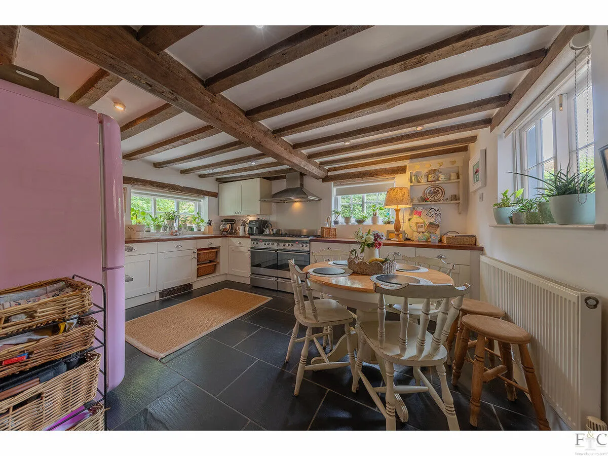 Bell Lane, Burton Overy, LE8, photo 5