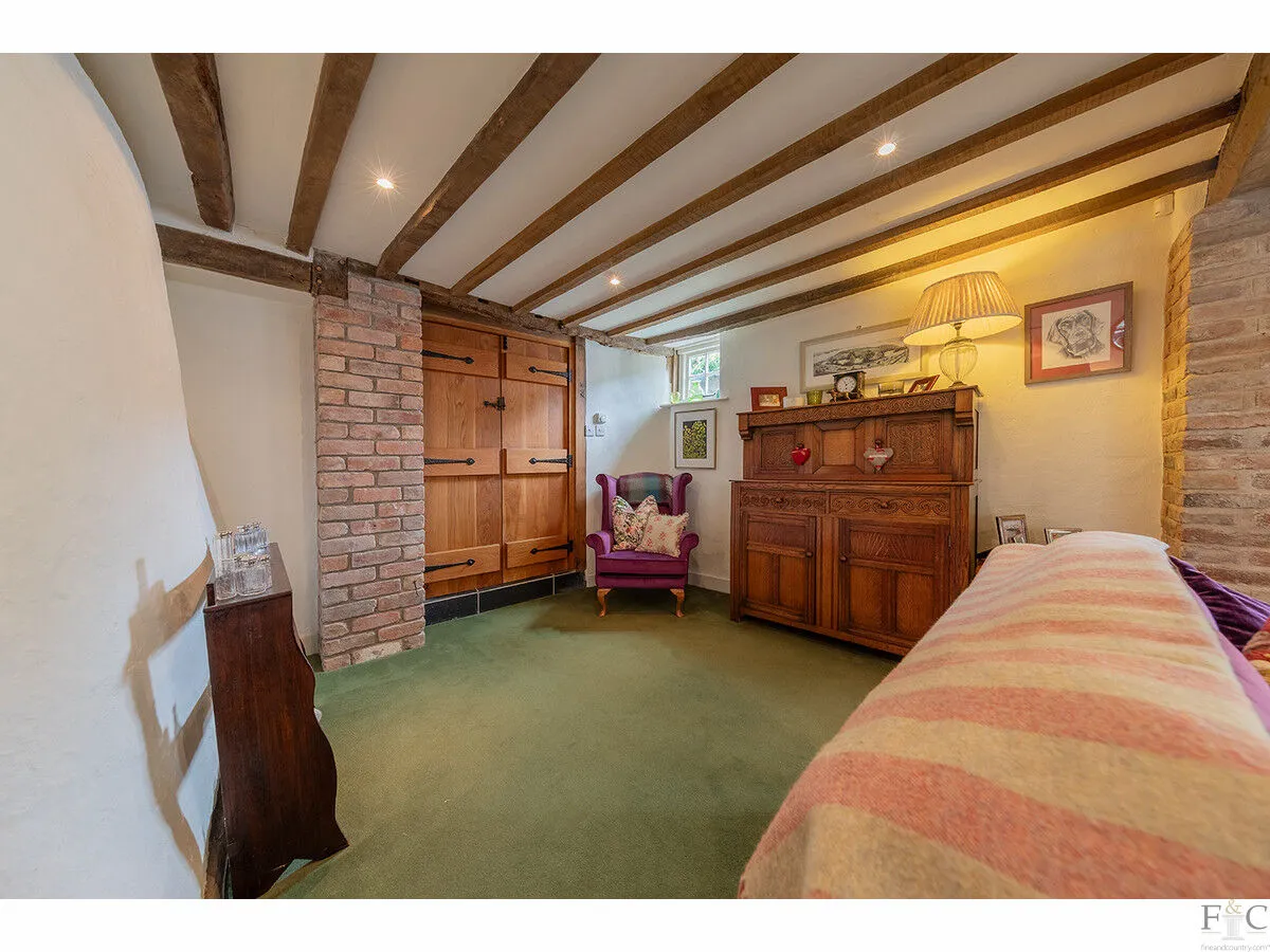Bell Lane, Burton Overy, LE8, photo 14