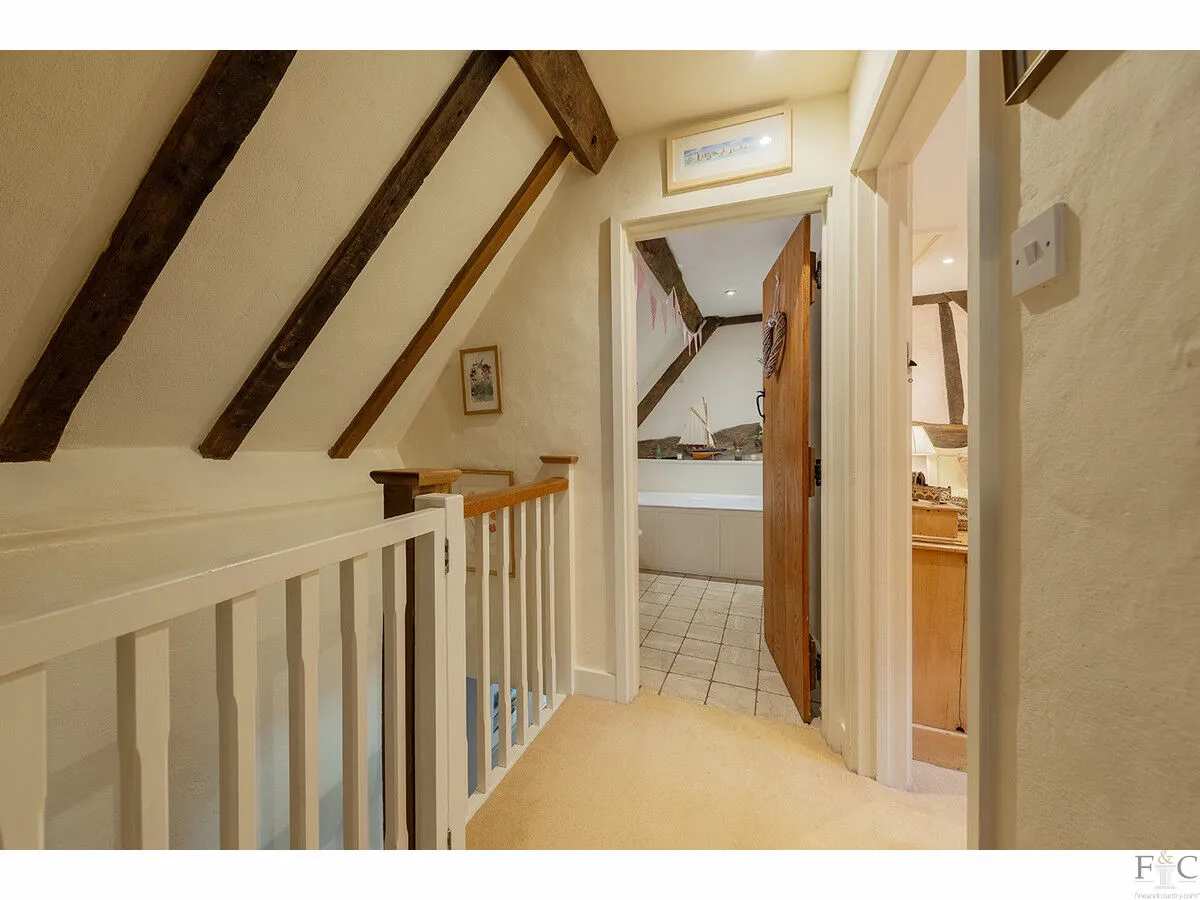 Bell Lane, Burton Overy, LE8, photo 25