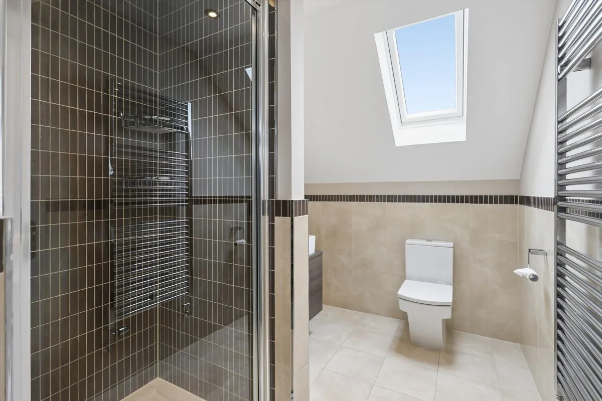The Paddocks, Weybridge, KT13, photo 11