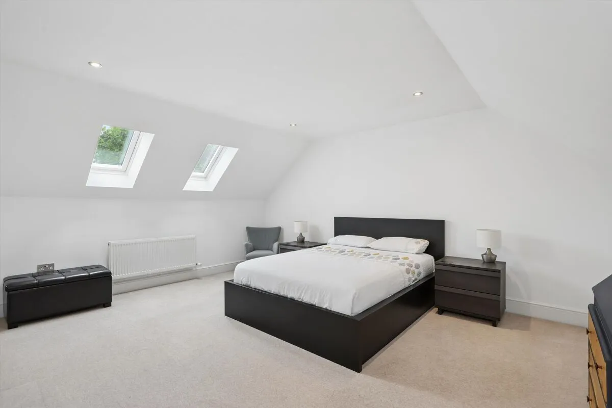 The Paddocks, Weybridge, KT13, photo 8