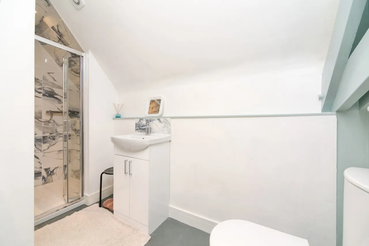 Lansdowne Road, Colwyn Bay, LL29, photo 18