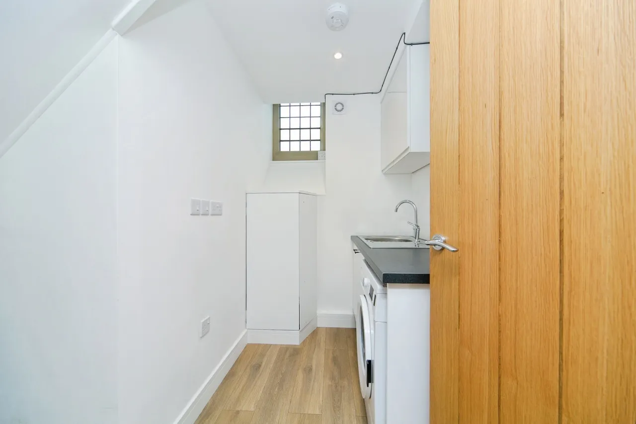 Lansdowne Road, Colwyn Bay, LL29, photo 16