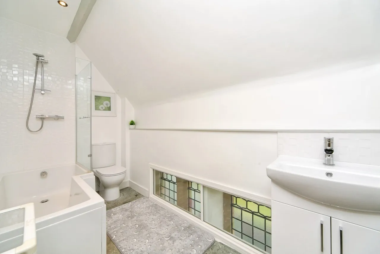 Lansdowne Road, Colwyn Bay, LL29, photo 11