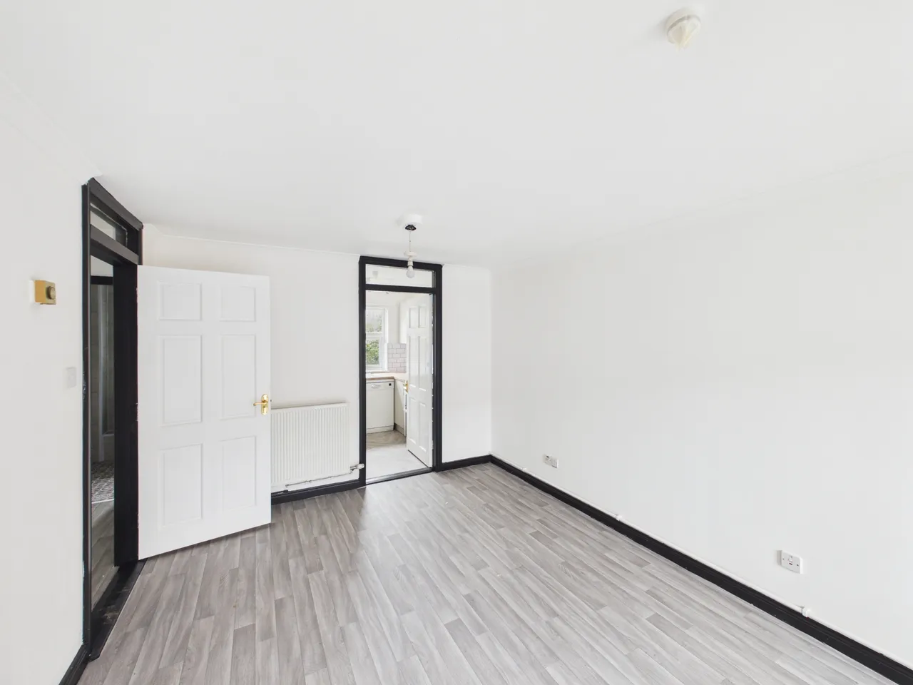 2 bed flat to rent, Ashburne Place, Belfast, BT7