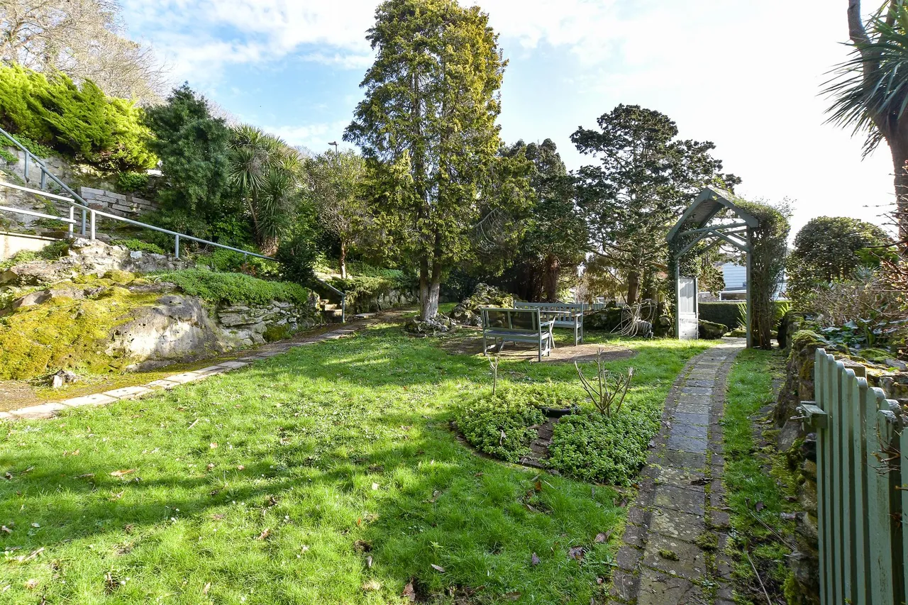 Ventnor, PO38, photo 16