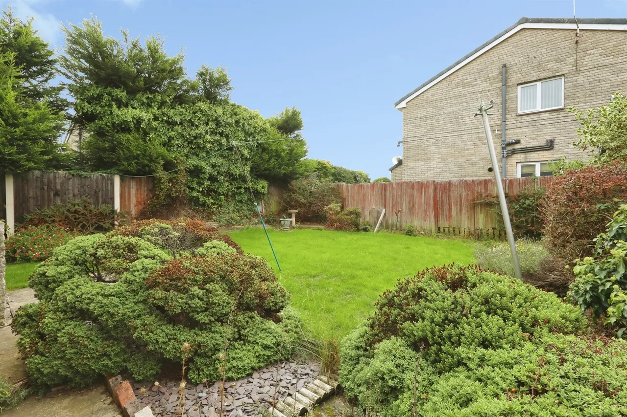 Hunters Way, Dinnington, Sheffield, photo 12