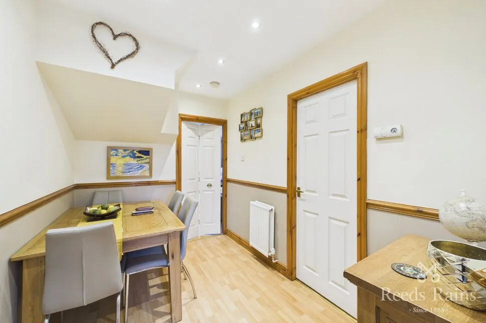 Netherton Lane, Netherton, WF4, photo 7