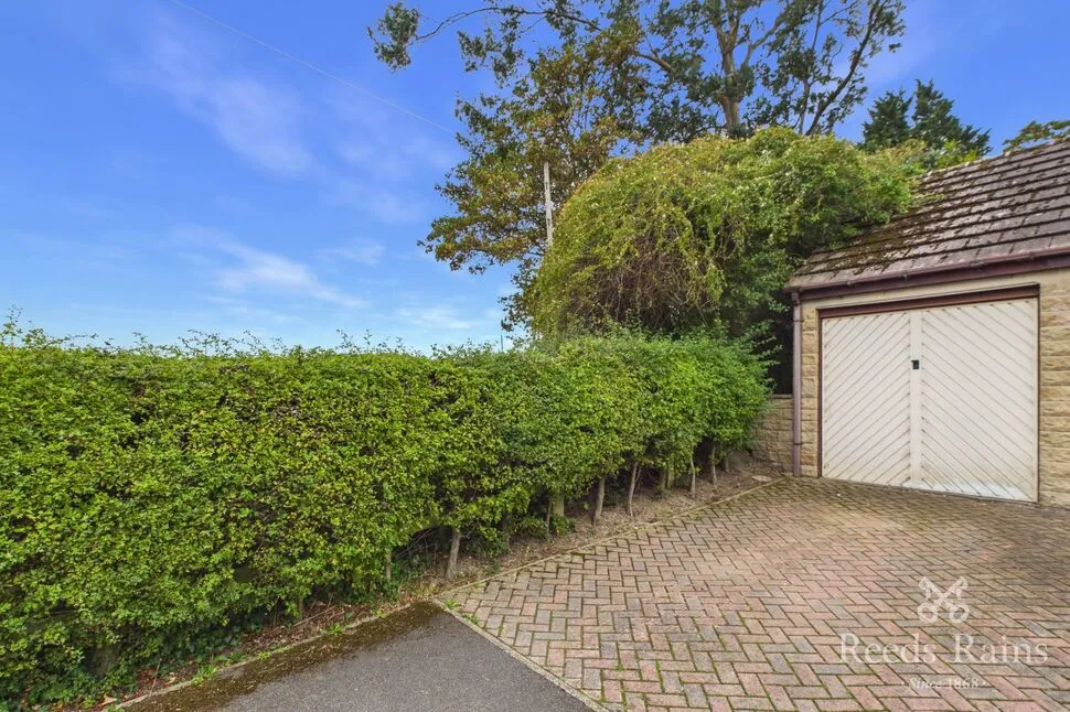 Netherton Lane, Netherton, WF4, photo 14