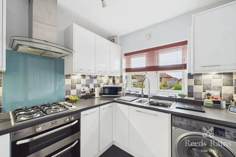 Netherton Lane, Netherton, WF4, photo 12