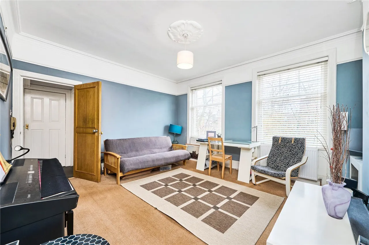 Riggindale Road, London, SW16, photo 10