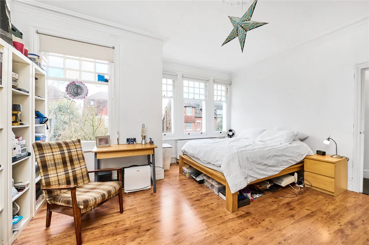 Riggindale Road, London, SW16, photo 3