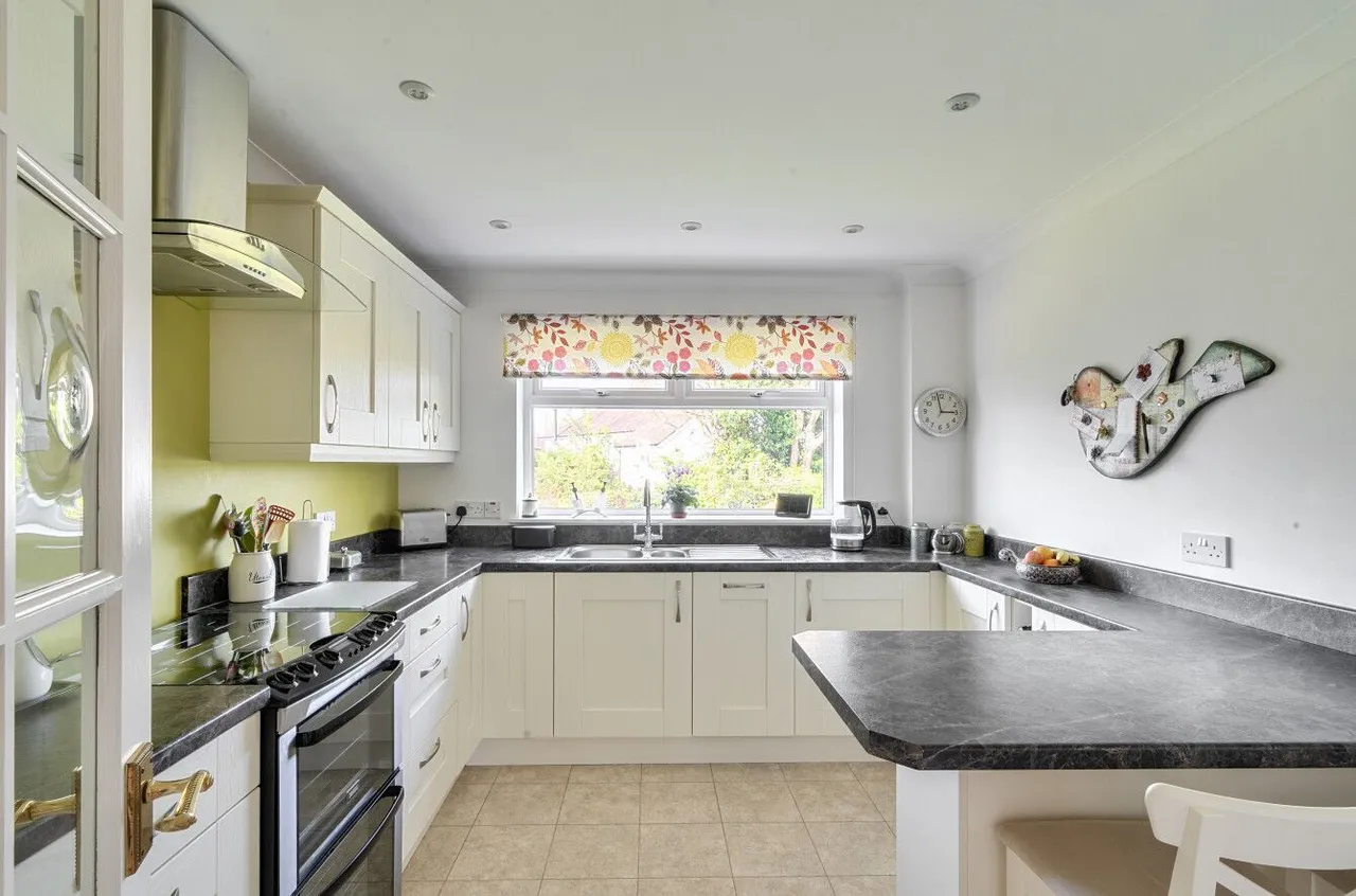 Grangefields, Street, BA16, photo 4
