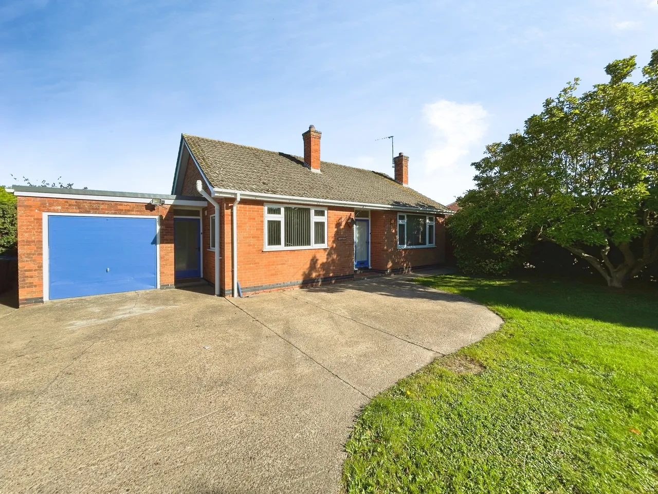 2 bed house to rent, Main Road, Wrangle, PE22