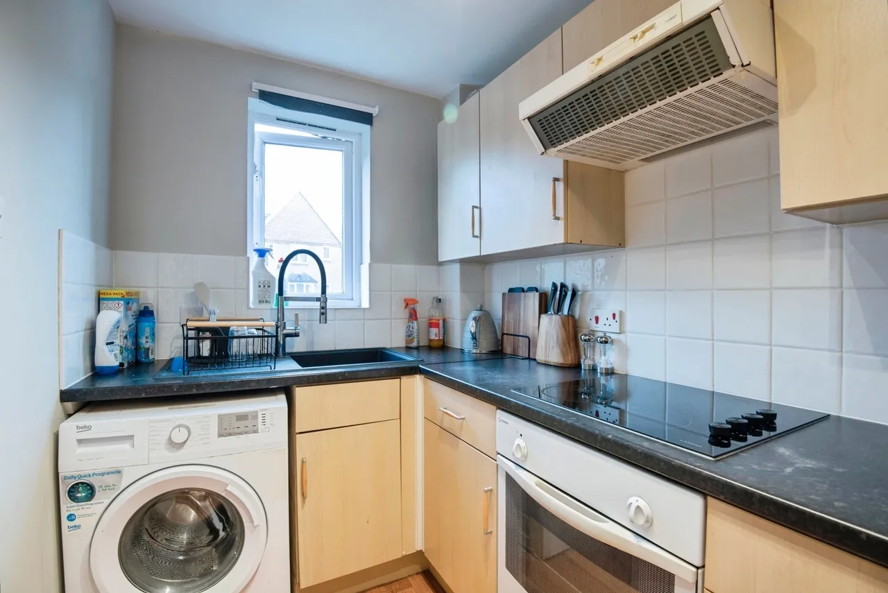 Redoubt Close, Hitchin, SG4, photo 8