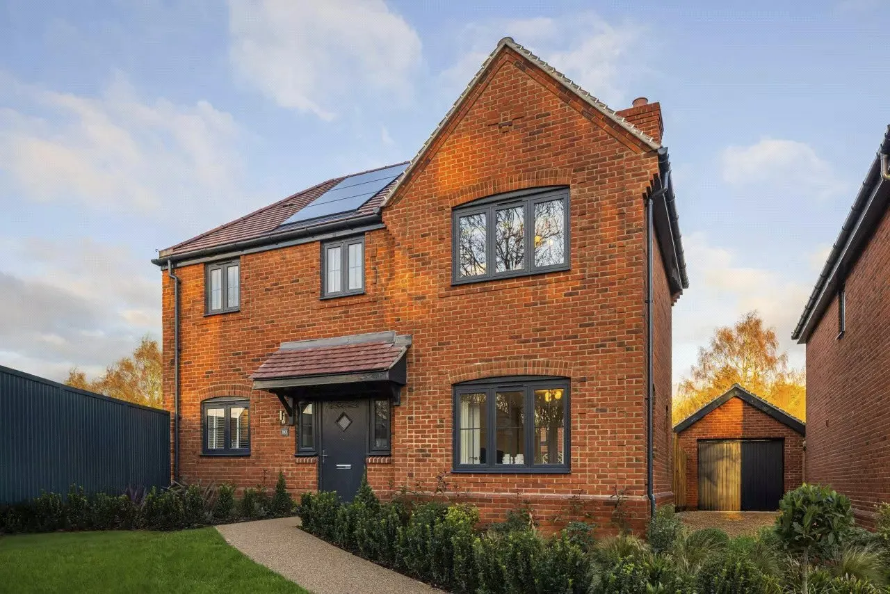 3 bed house for sale, Amersham Road, HP15