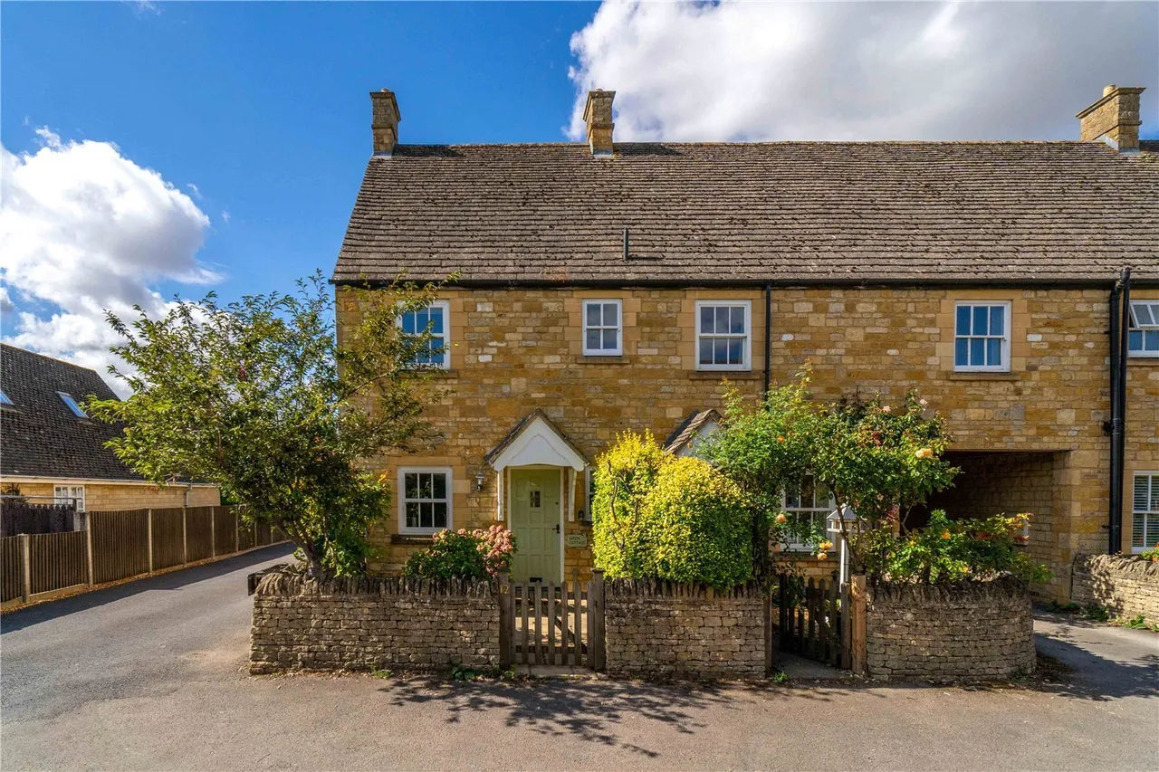 2 bed property for sale, Calf Lane, Chipping Campden, GL55