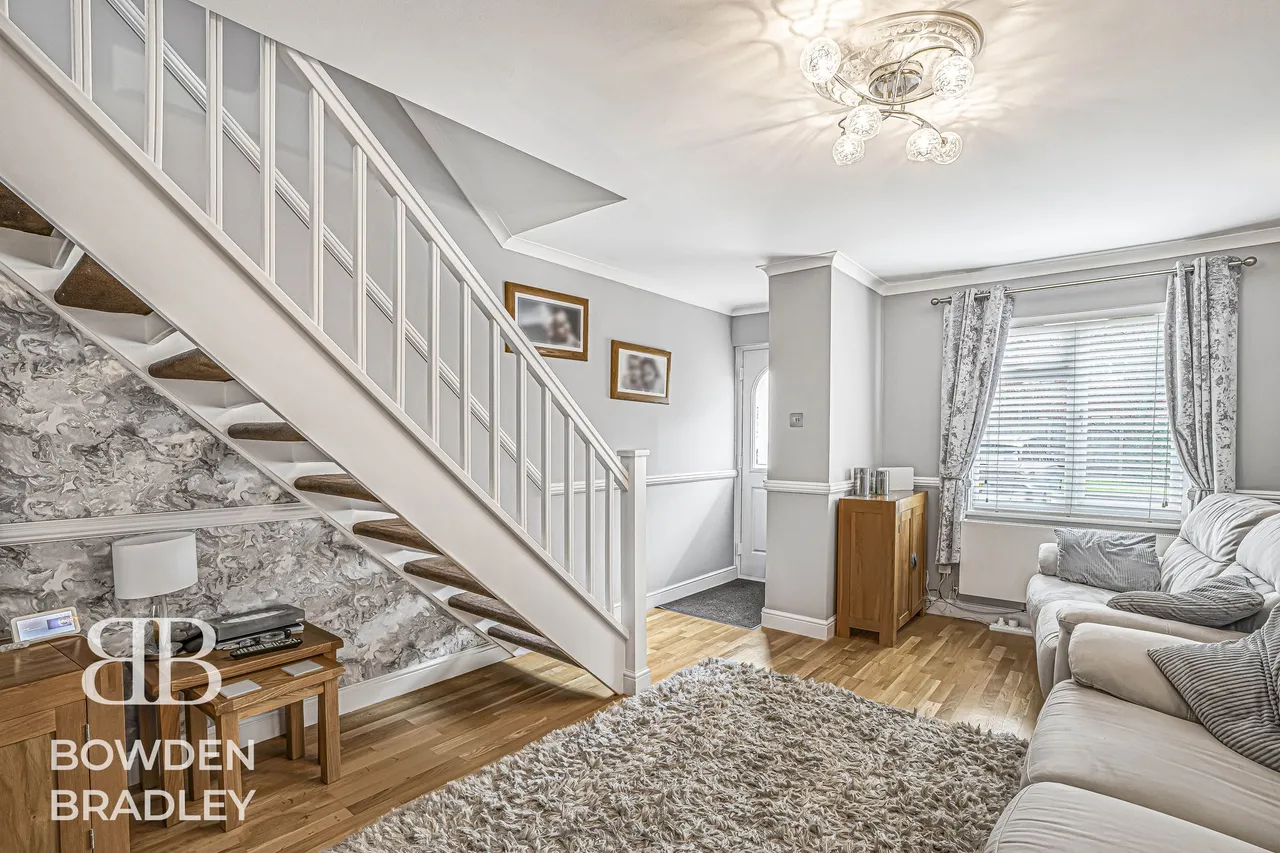 Crucible Close, Chadwell Heath, RM6, photo 5