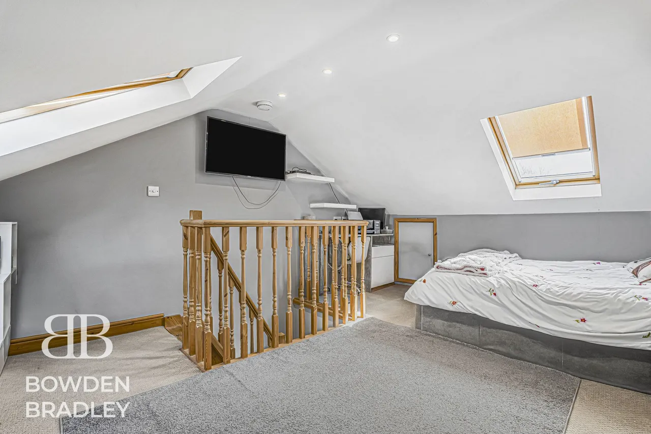 Crucible Close, Chadwell Heath, RM6, photo 37