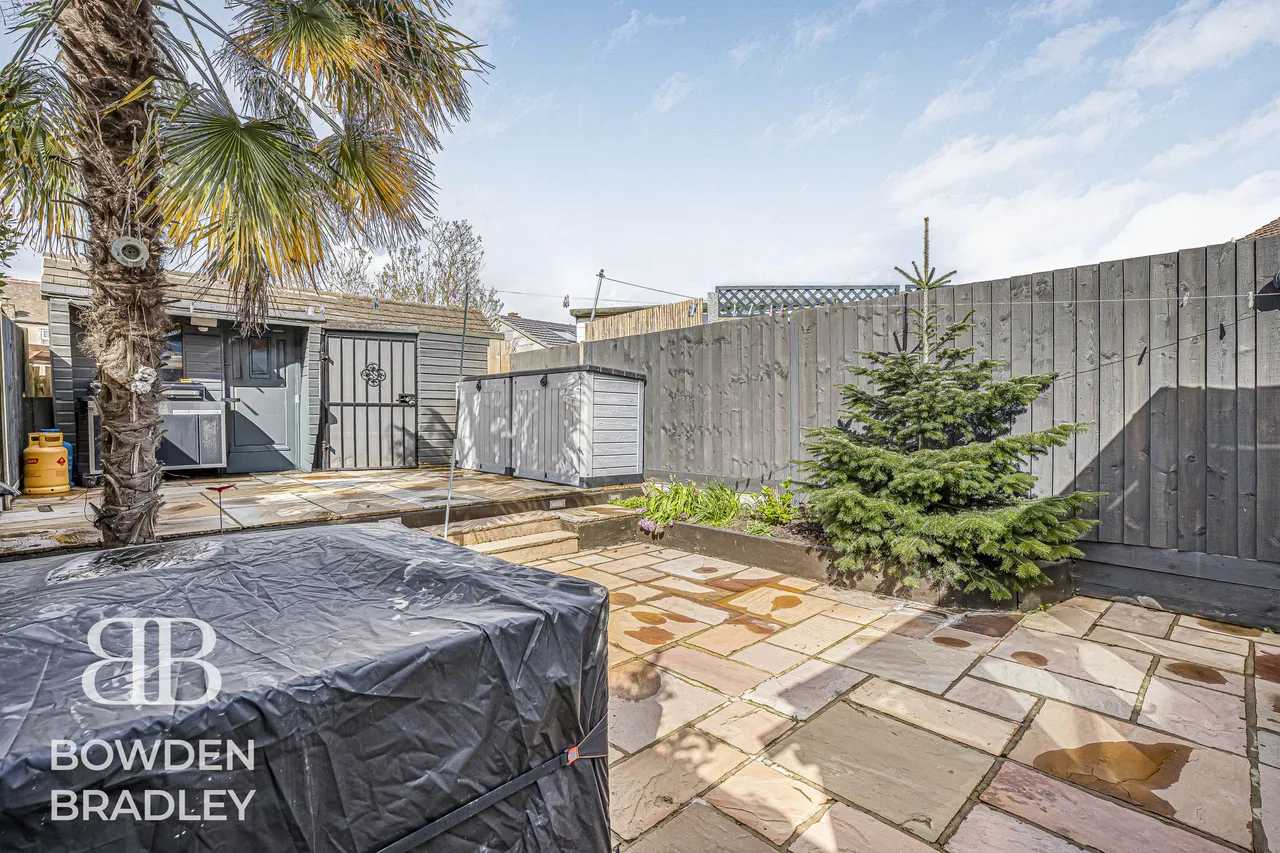 Crucible Close, Chadwell Heath, RM6, photo 18