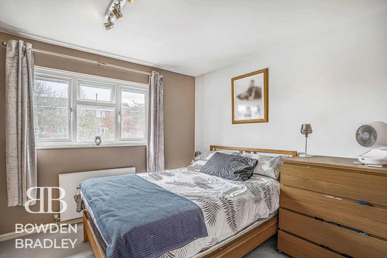 Crucible Close, Chadwell Heath, RM6, photo 34