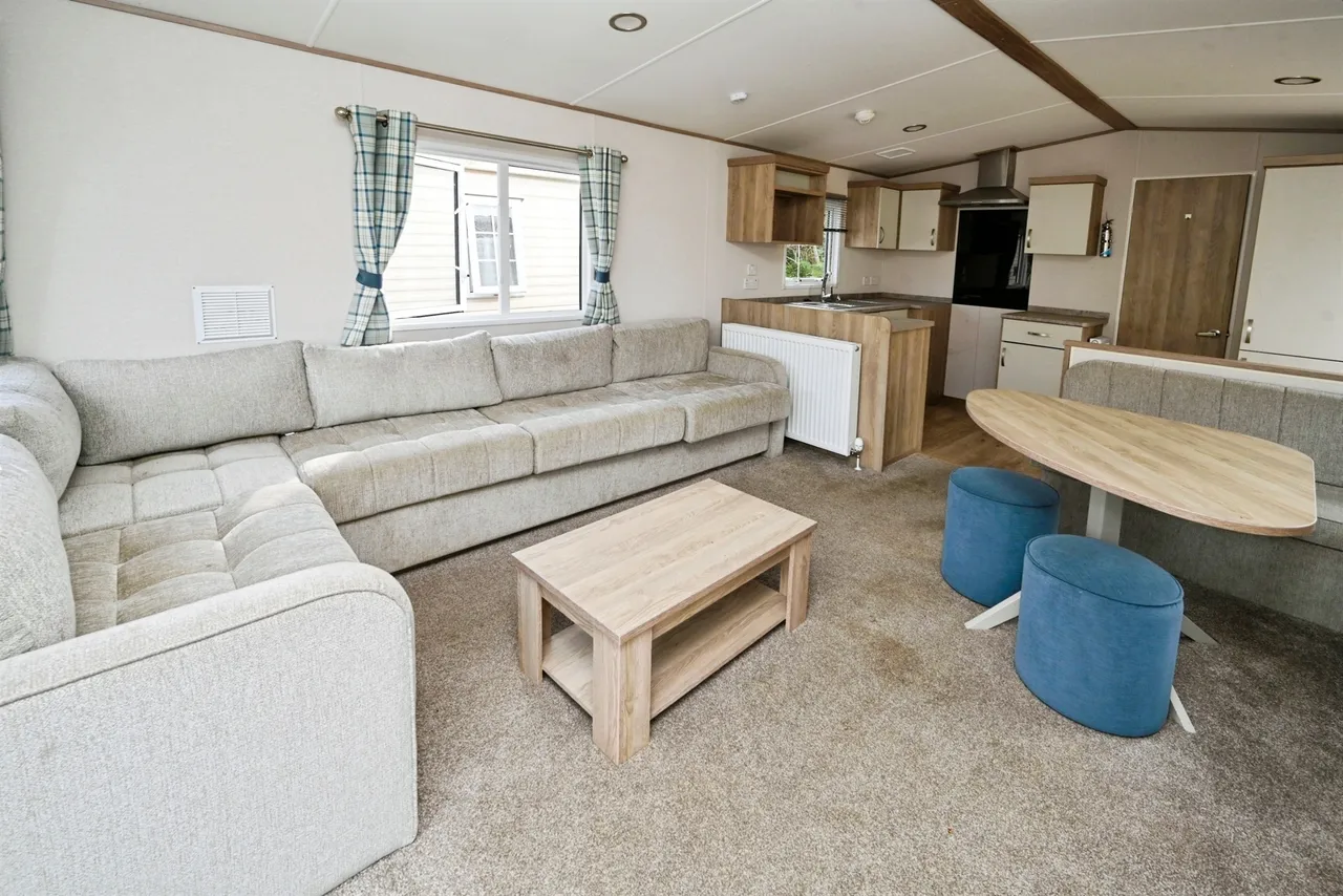Witham Bank, Chapel Hill, LN4, photo 2