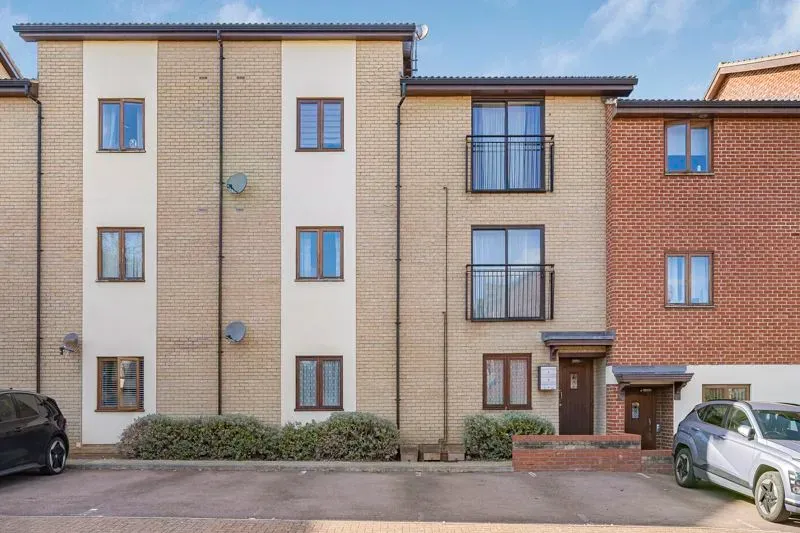 Kelling Way, Broughton, Milton Keynes, Buckinghamshire, MK10 9NW, photo 11