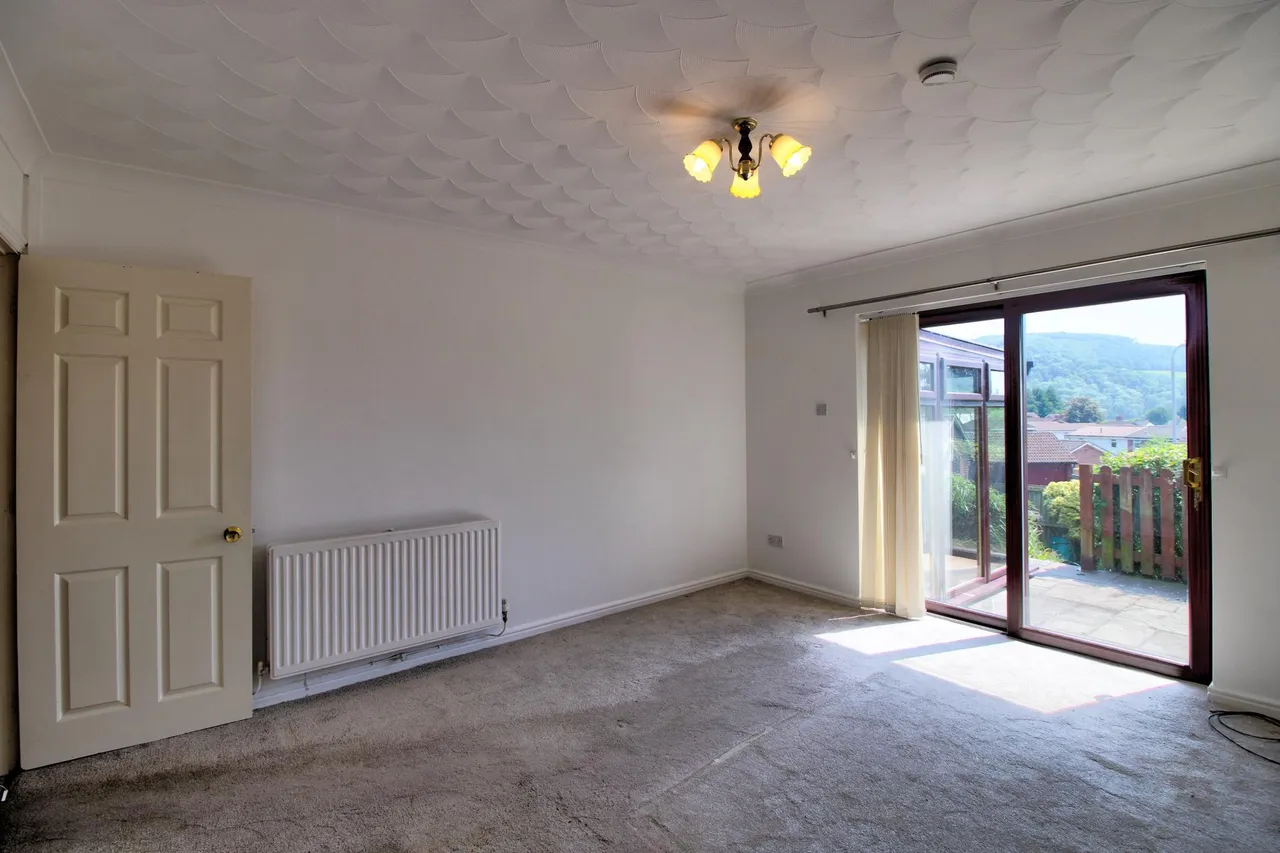 Chestnut Court, Monmouth, NP25, photo 5
