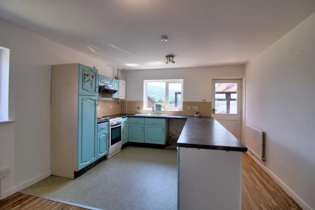 Chestnut Court, Monmouth, NP25, photo 15
