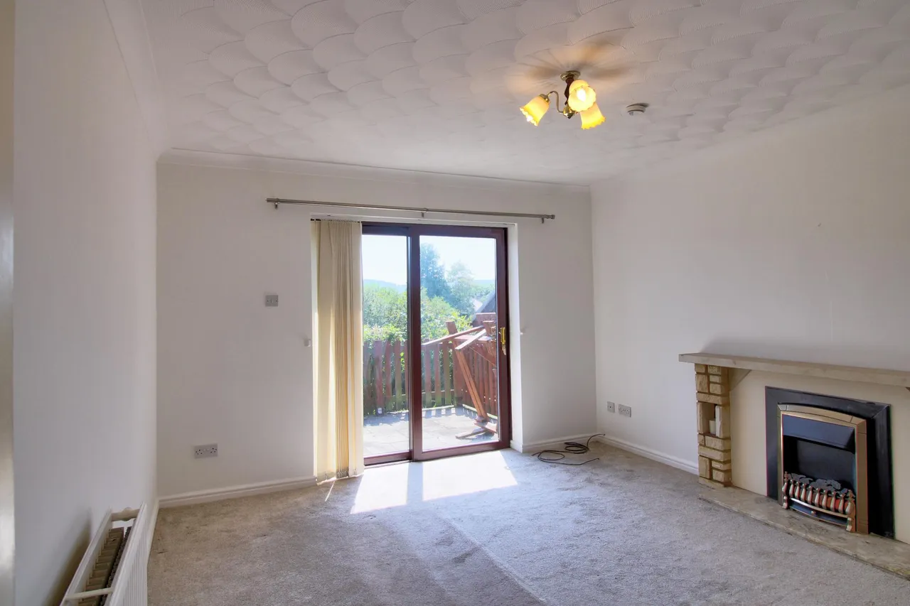 Chestnut Court, Monmouth, NP25, photo 4