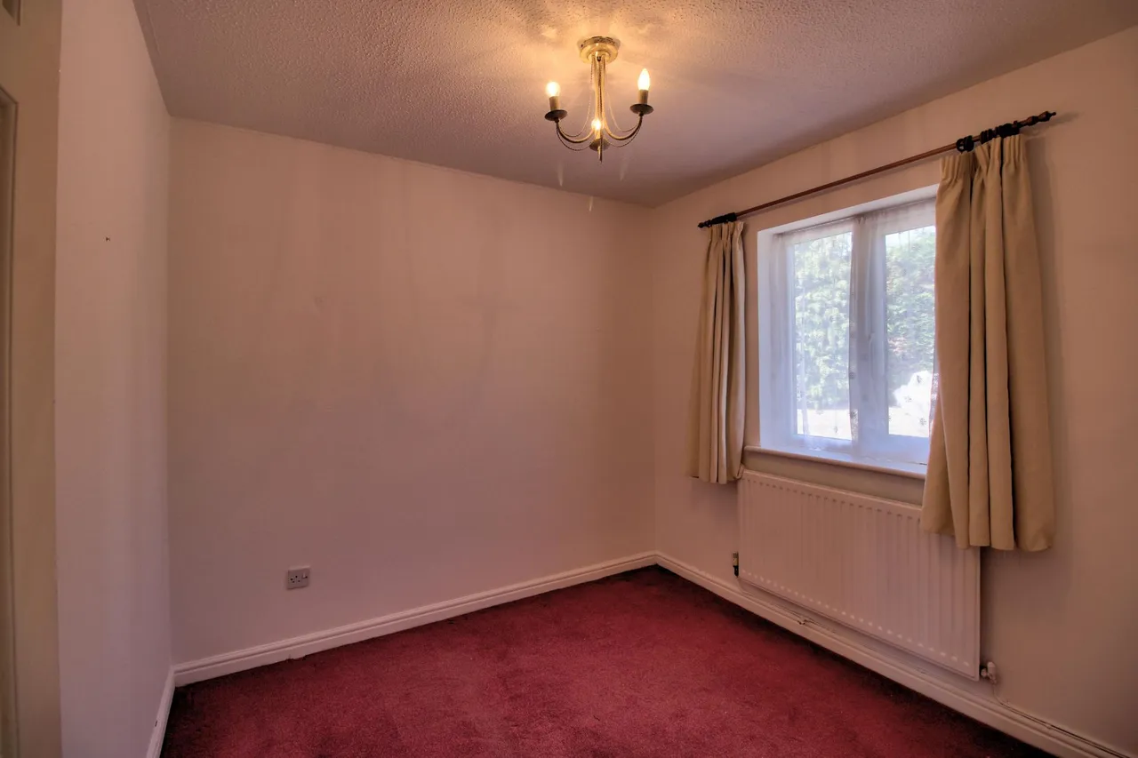 Chestnut Court, Monmouth, NP25, photo 8