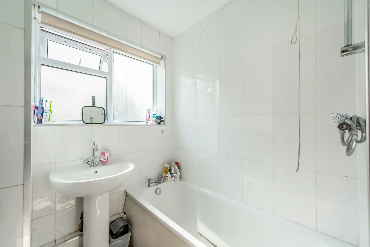 8 Tempsford Court, Sheepcote Road, Harrow, photo 8