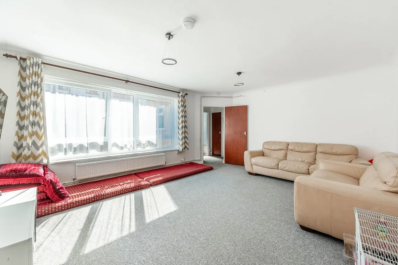 2 bed flat for sale — 8 Tempsford Court, Sheepcote Road, Harrow