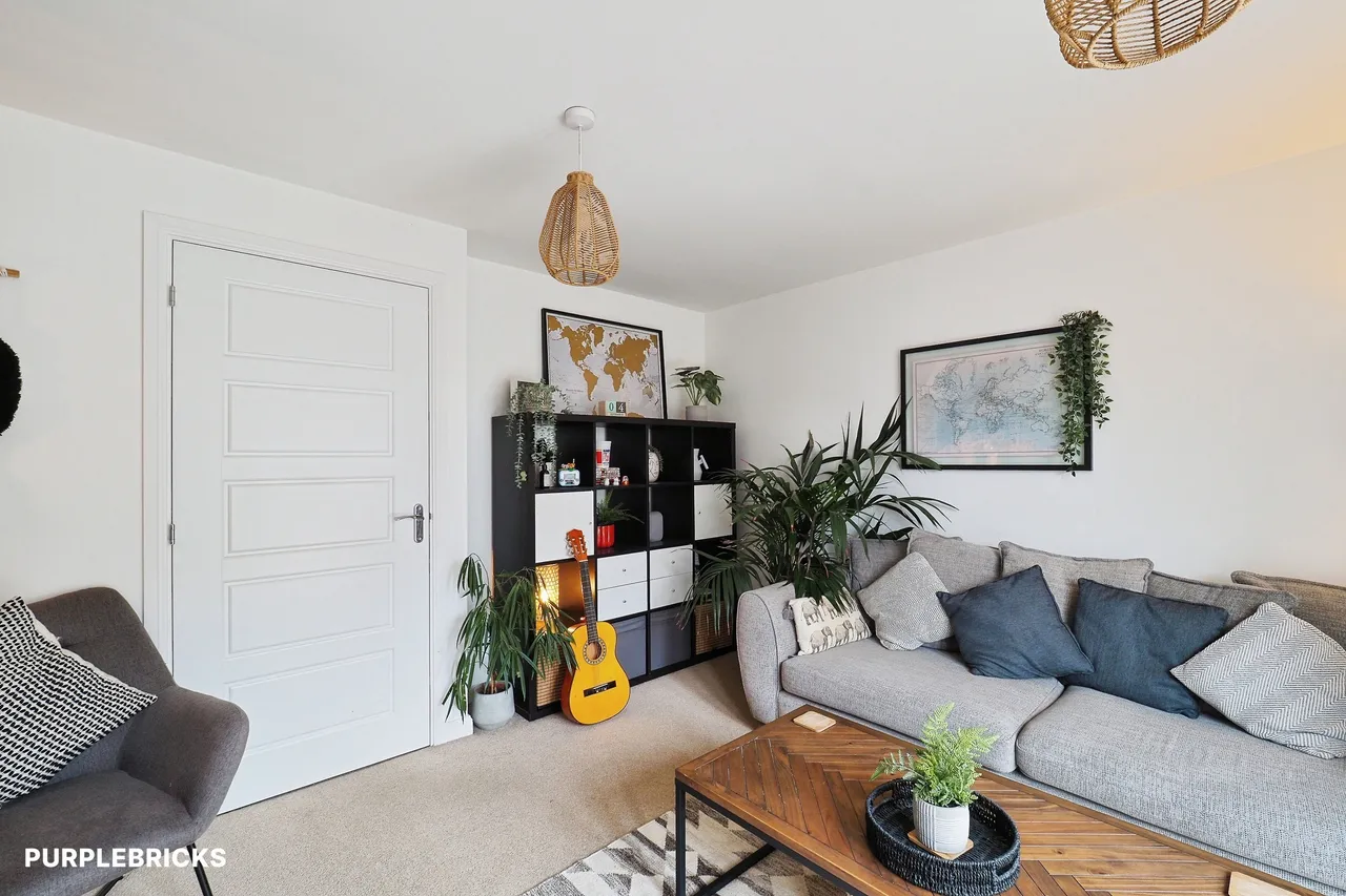 Willow Road, Cotgrave, NG12, photo 3
