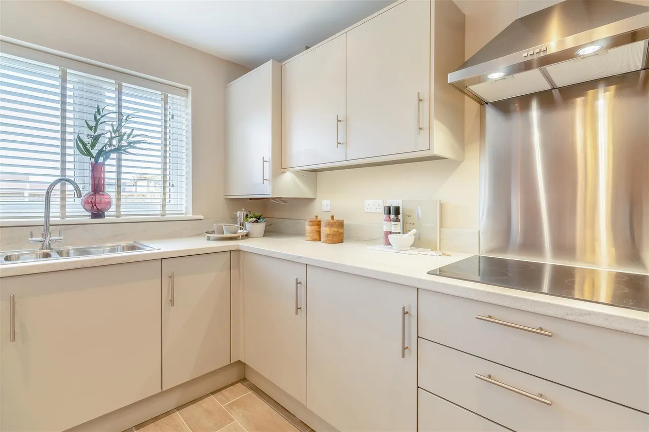 Rylands Close, Thurston, IP31, photo 11
