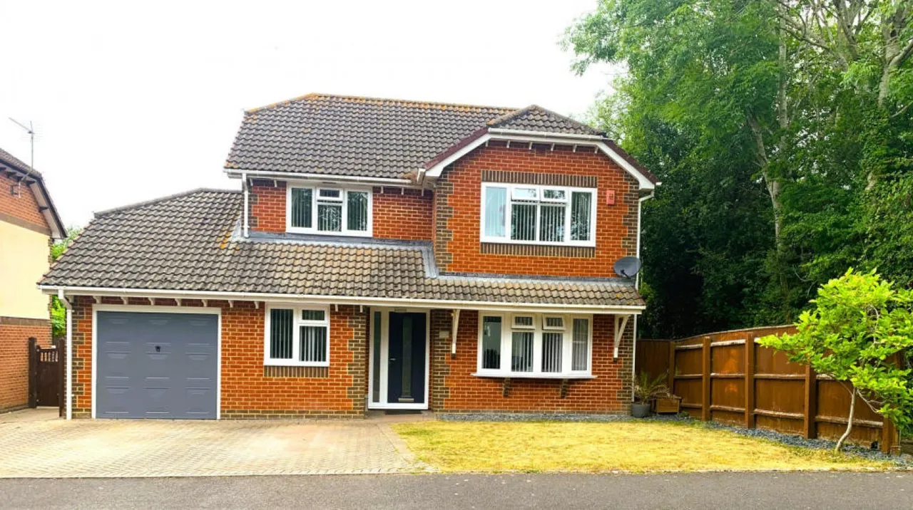 4 bed house to rent, Poole, BH16