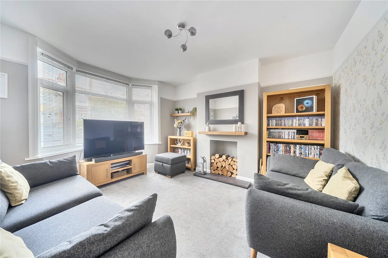 Maybush Road, Southampton, Hampshire, SO16 9EU, photo 2