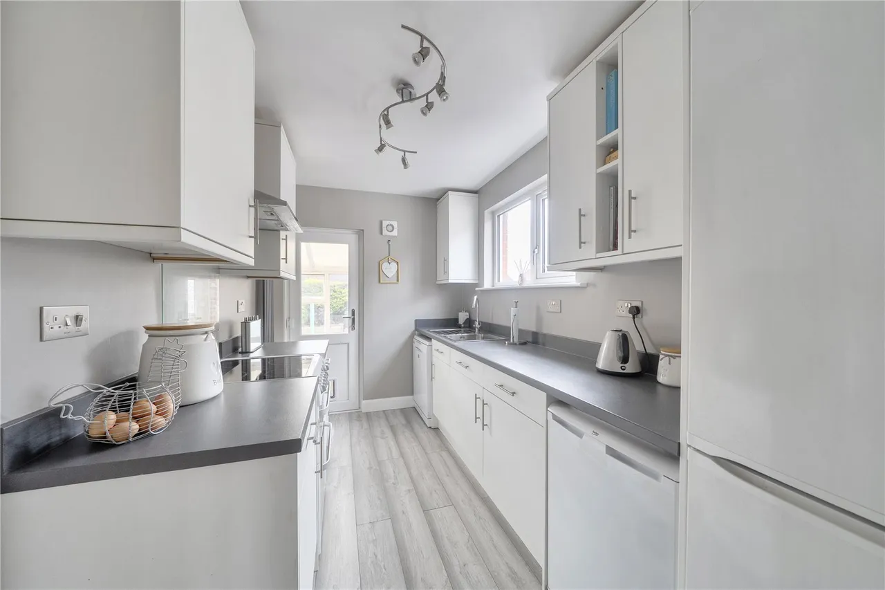 Maybush Road, Southampton, Hampshire, SO16 9EU, photo 4