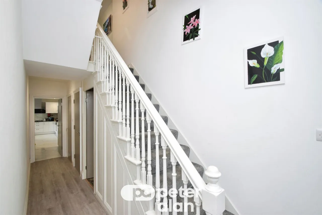 St Helens Avenue, Swansea, SA1, photo 8