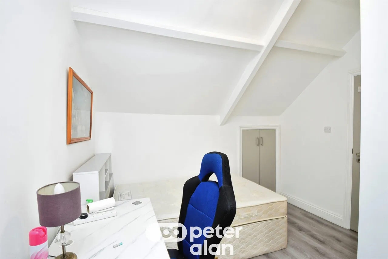St Helens Avenue, Swansea, SA1, photo 11