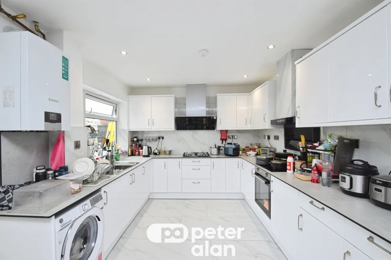 St Helens Avenue, Swansea, SA1, photo 6
