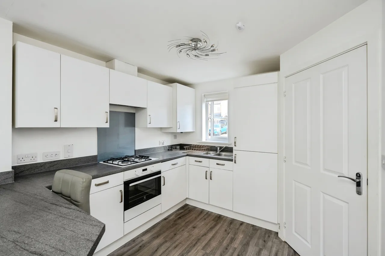 2 bed house for sale — Maes Y Glo, Llanelli