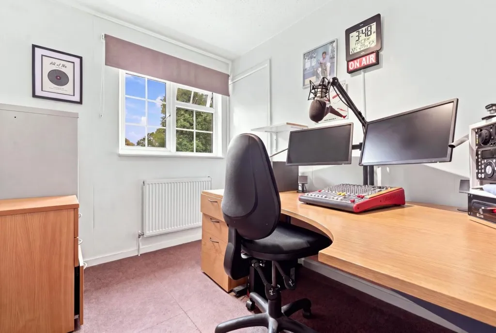Blenheim Way, Stevenage, photo 10