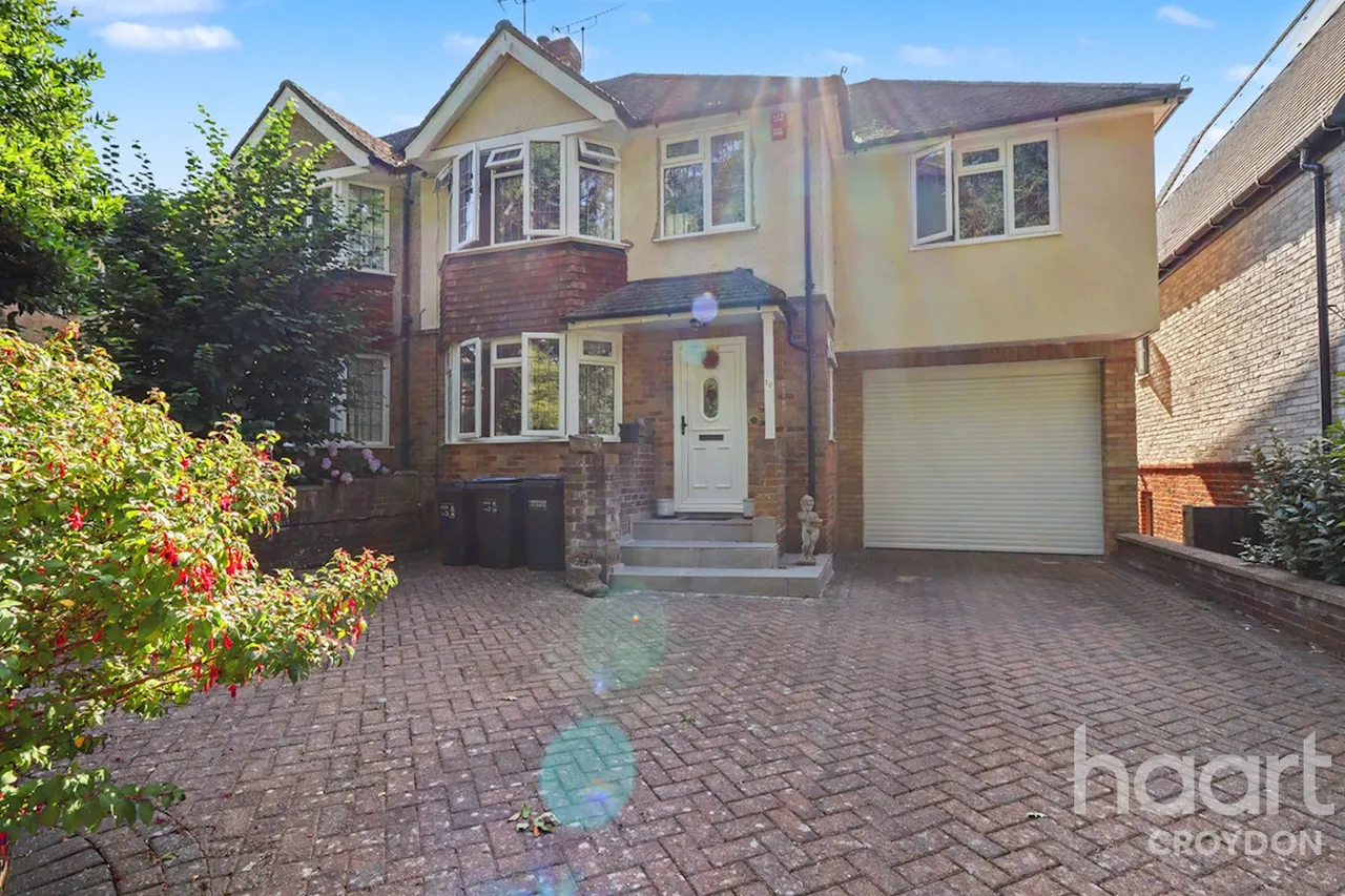 4 bed house for sale, The Gallop, South Croydon, CR2
