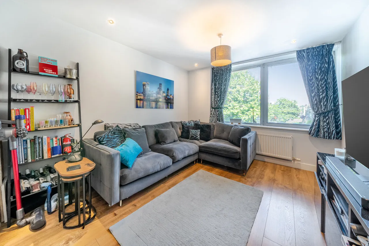 Northbourne Road, London, SW4, photo 12