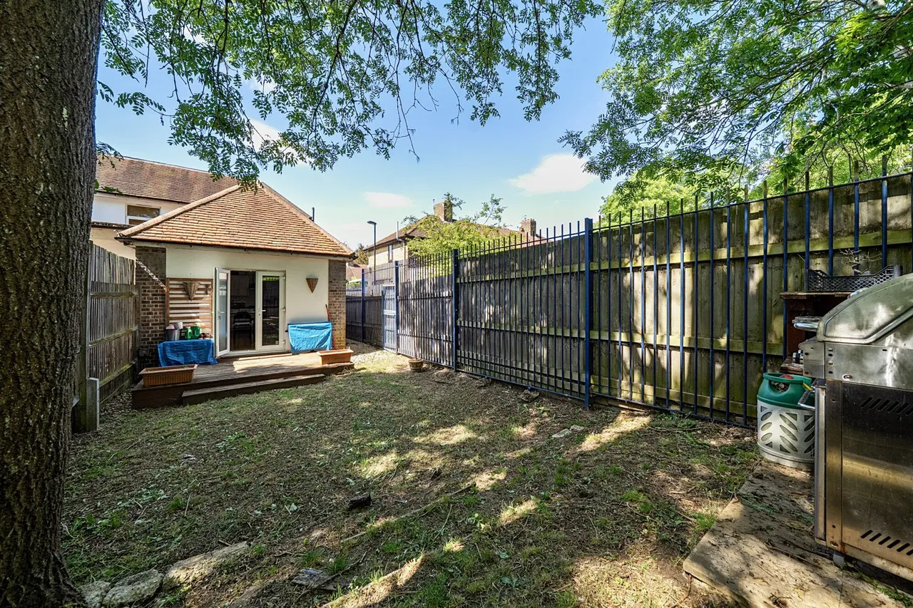 Churchdown, BR1, photo 4